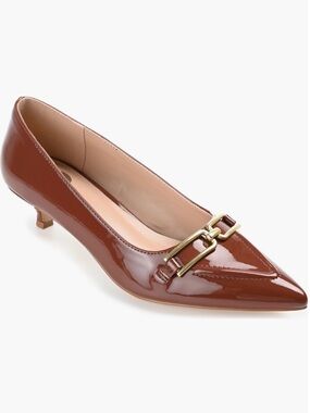 Journee Collection Women’s Rumi Pumps Pointed-Toe Kitten Heel Gold Accent- Brown
